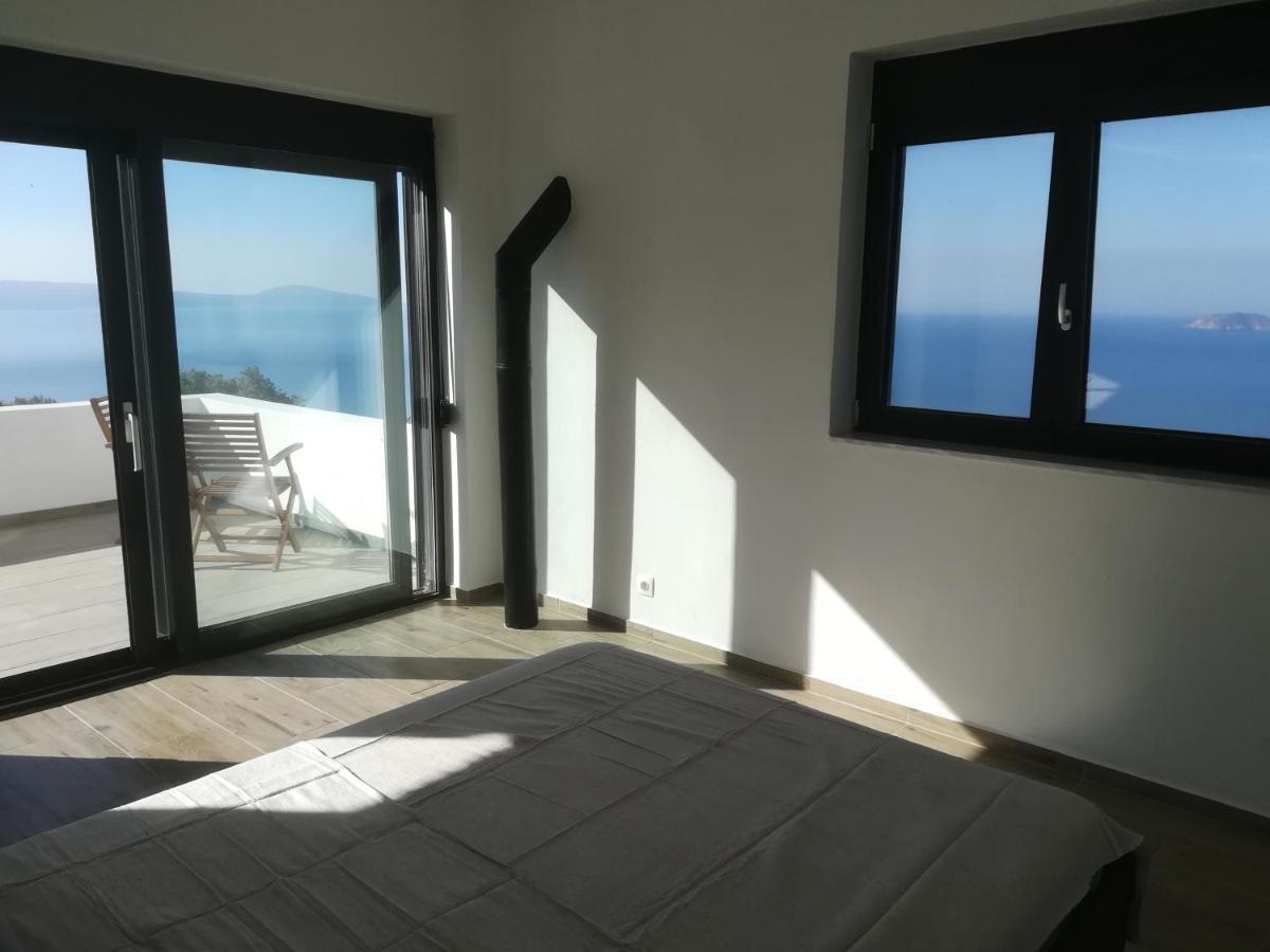 Sea Breeze Ecological Villa อาเยียกาลินี ภายนอก รูปภาพ