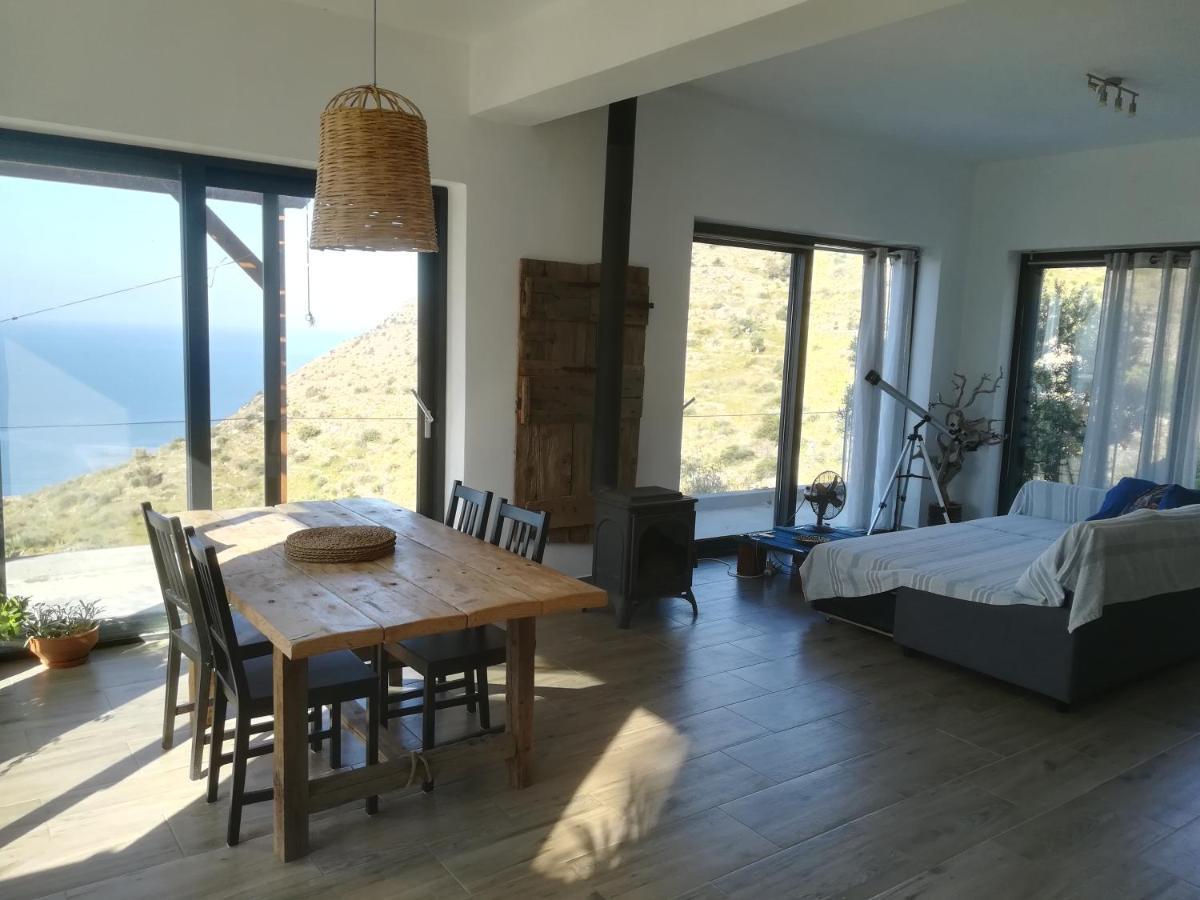 Sea Breeze Ecological Villa อาเยียกาลินี ภายนอก รูปภาพ